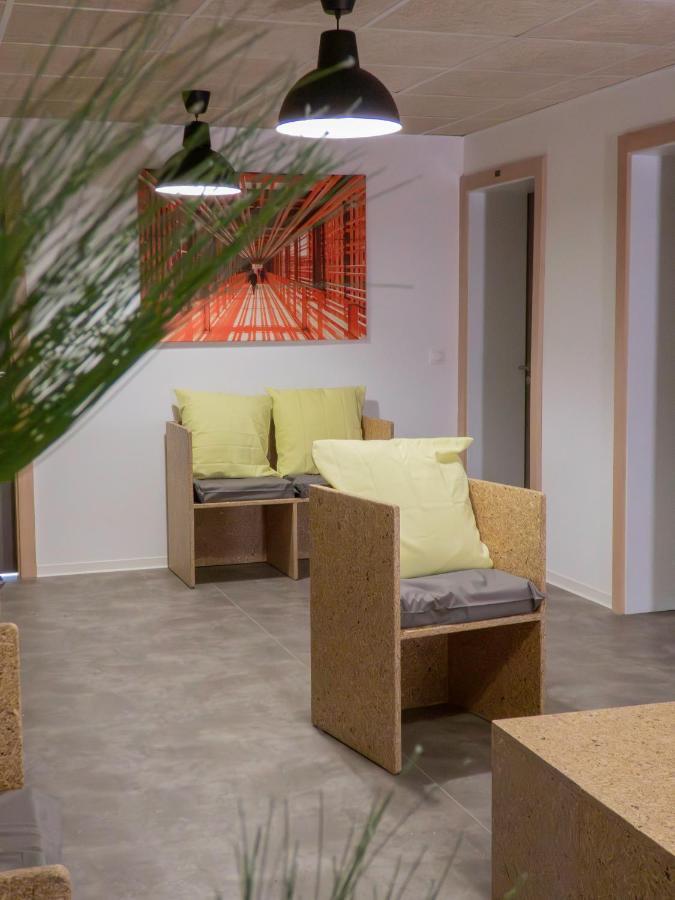 La Colloc Aparthotel Epinal Bagian luar foto
